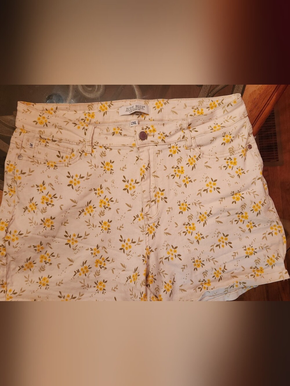 Judy Blue White High-Rise Floral Jean Shorts with Yellow Flowers